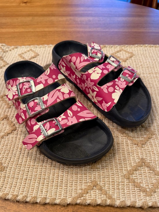 Birkenstock Shoes - Birkenstock Birki's with pink Hawaii flower pattern size 8